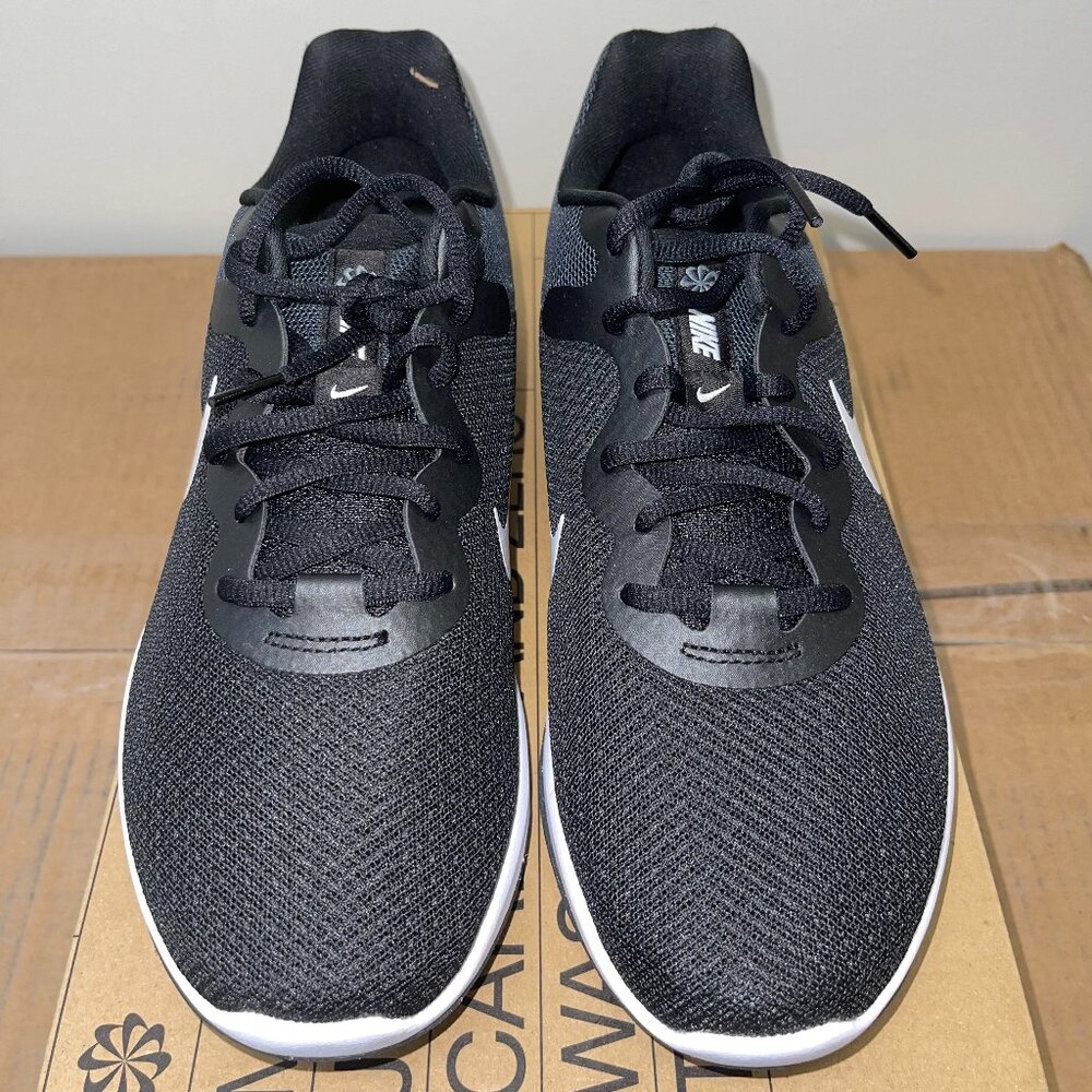 WOMEN’S NIKE REVOLUTION 6 NN (DC3729 003) RUNNING SHOES BLACK/WHITE SIZE 11 - Picture 3 of 7
